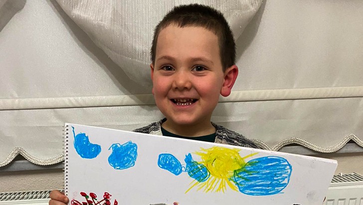 Coşkunöz Holding, çalışanlarının çocuklarının yaptığı resimlerle 23 Nisan’ı kutluyor