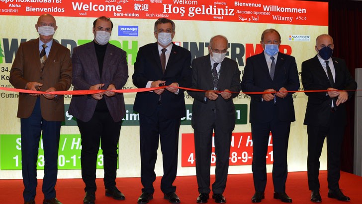 800 katılımcının yer aldığı WoodTech Fuarı kapılarını açtı