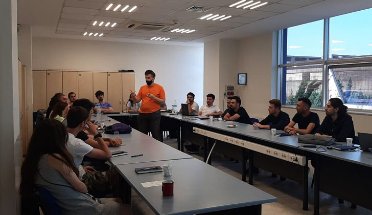 Coşkunöz Eğitim Vakfı ve BEBKA veri bilimci gençler yetiştiriyor